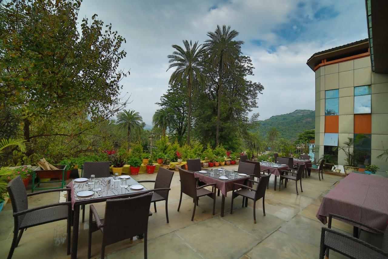 Hotel Rock Regency Mount Abu - A Boutique Rodetel Esterno foto