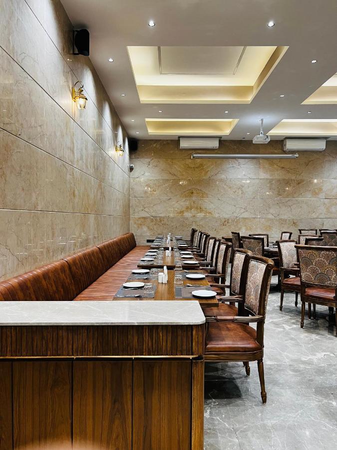 Hotel Rock Regency Mount Abu - A Boutique Rodetel Esterno foto
